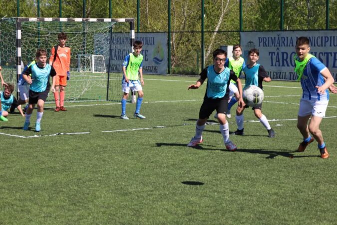Pe 11 aprilie 2025, Complexul Turistic de Natație Târgoviște va fi locul unui eveniment fotbalistic de amploare, dedicat tinerelor talente din județele Dâmbovița, Argeș, Dolj, Gorj, Olt și Vâlcea