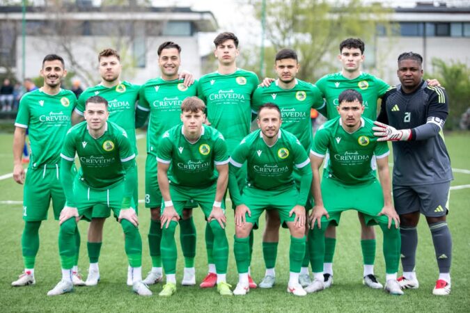  Într-un duel al celor mai în formă echipe din Liga 4 Dâmbovița, Voința Crevedia s-a impus la limită, scor 1-0, în fața unei combative Libertatea Urziceanca.