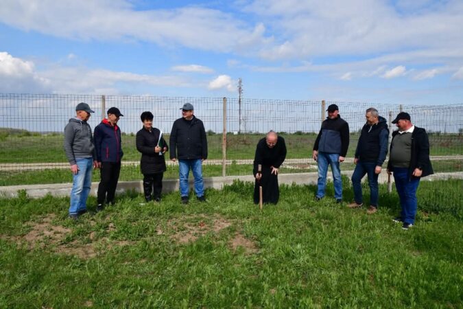 O veste bună pentru locuitorii satului Ghimpați! Primarul Marius Caravețeanu a anunțat  că a fost emisă Autorizația de Construire pentru Casa Parohială din localitate, un proiect care va aduce un nou suflu vieții spirituale din comunitatea Ghimpați.