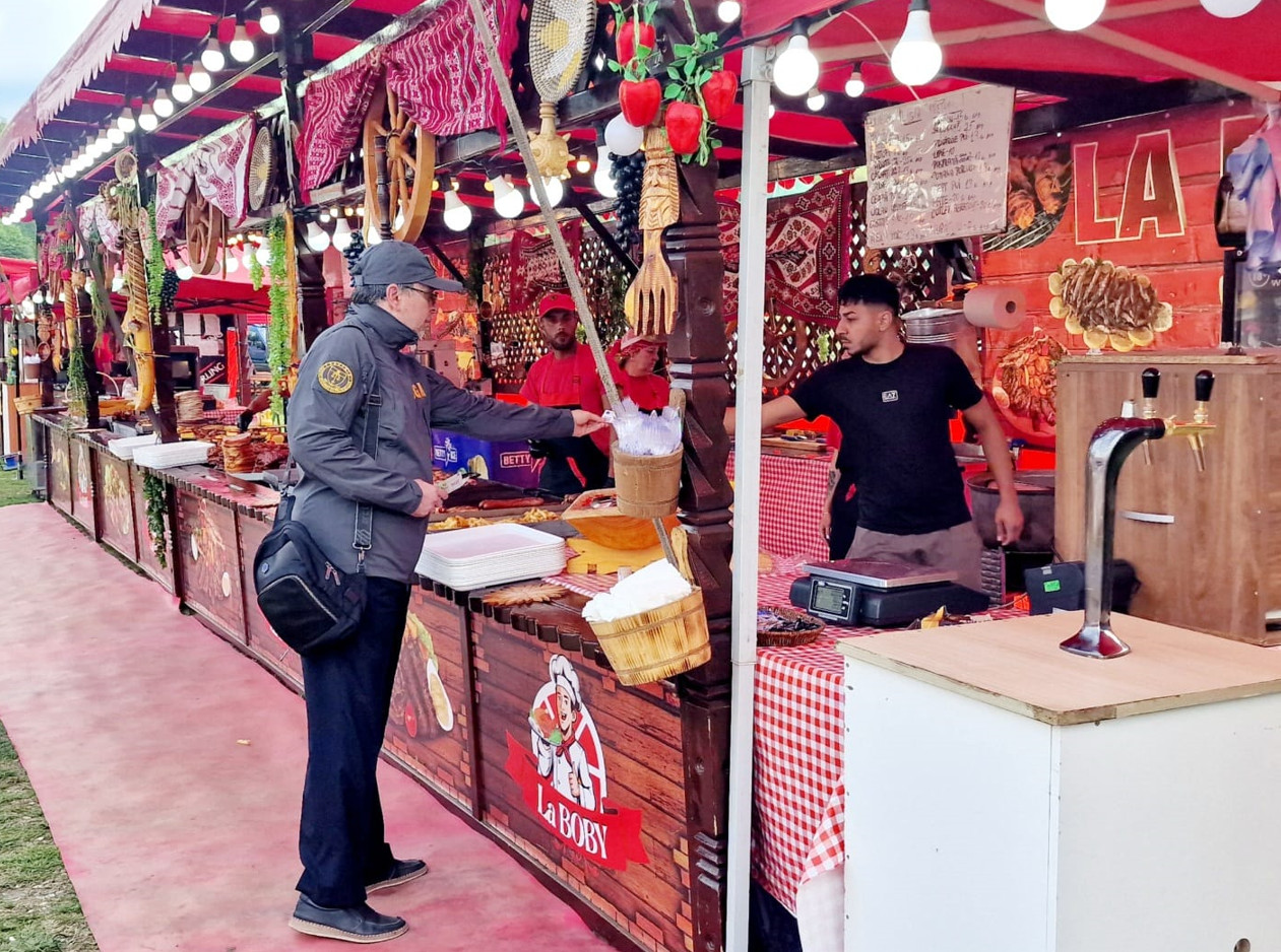 Ieri, 23 aprilie 2025, structurile teritoriale ale Ministerului Afacerilor Interne (M.A.I.) din județul Dâmbovița au organizat o acțiune importantă de informare și prevenire în rândul cetățenilor