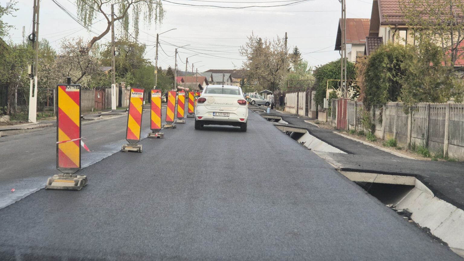 Consiliul Județean Dâmbovița anunță că lucrările la obiectivul de investiție „Dezvoltarea infrastructurii de transport județean prin modernizarea DJ 712” – Lot 1 se desfășoară într-un ritm susținut.