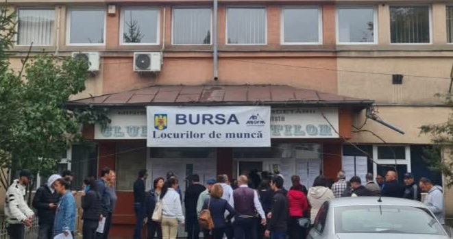 AJOFM Dâmbovița și CJ Dâmbovița organizează Bursa Locurilor de Muncă