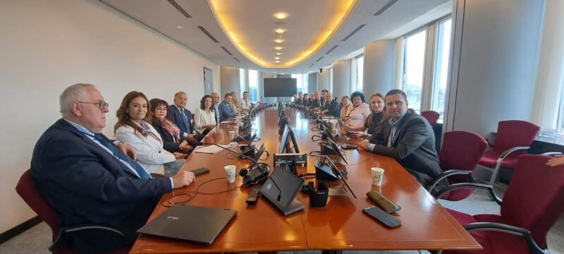 Corneliu Ștefan, președintele CJ Dâmbovița, discuții la Bruxelles cu vicepreședintele Comisiei Europene, Roxana Mînzatu: Fonduri europene pentru dezvoltarea județului Corneliu Ștefan, președintele CJ Dâmbovița, discuții la Bruxelles cu vicepreședintele Comisiei Europene, Roxana Mînzatu: Fonduri europene pentru dezvoltarea județului