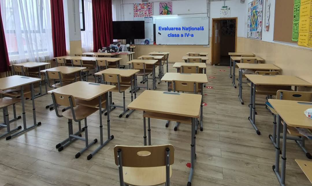 Elevii de clasa a IV-a încep Evaluarea Națională, marți, 20 mai