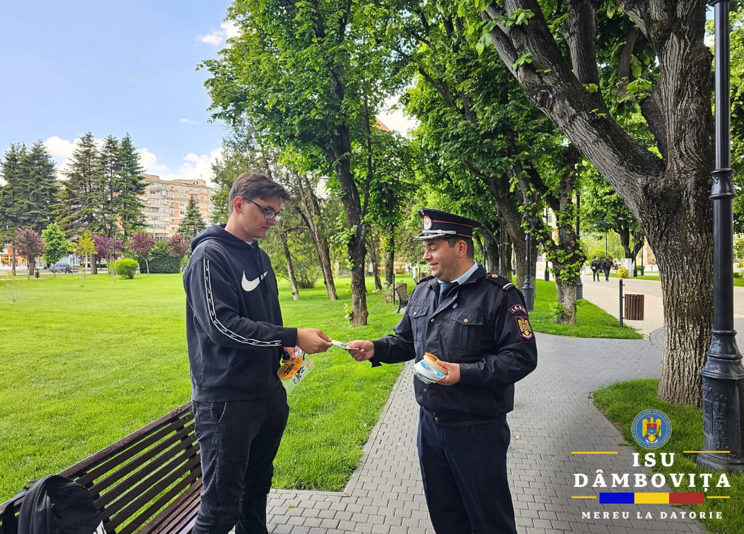 Inspectoratul pentru Situații de Urgență „Basarab I” Dâmbovița a organizat marți un atelier de prim ajutor, în cadrul activităților dedicate Zilei Informării Preventive. Evenimentul a avut ca scop creșterea gradului de conștientizare și pregătire a populației în fața situațiilor de urgență.