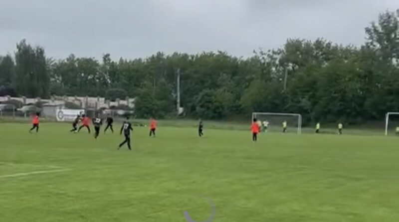 Final de sezon în Interliga Dâmbovița: Micii fotbaliști, sărbătoriți de 1 Iunie la Târgoviște Final de sezon în Interliga Dâmbovița: Micii fotbaliști, sărbătoriți de 1 Iunie la Târgoviște