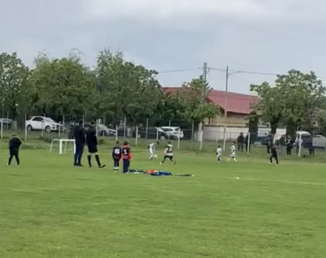 Final de sezon în Interliga Dâmbovița: Micii fotbaliști, sărbătoriți de 1 Iunie la Târgoviște