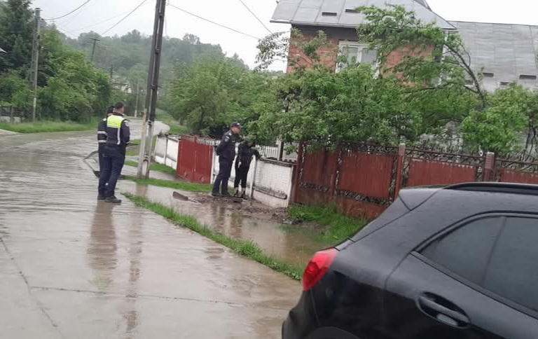 ISU Dâmbovița intervine în forță după ploile din ultimele 24 de ore