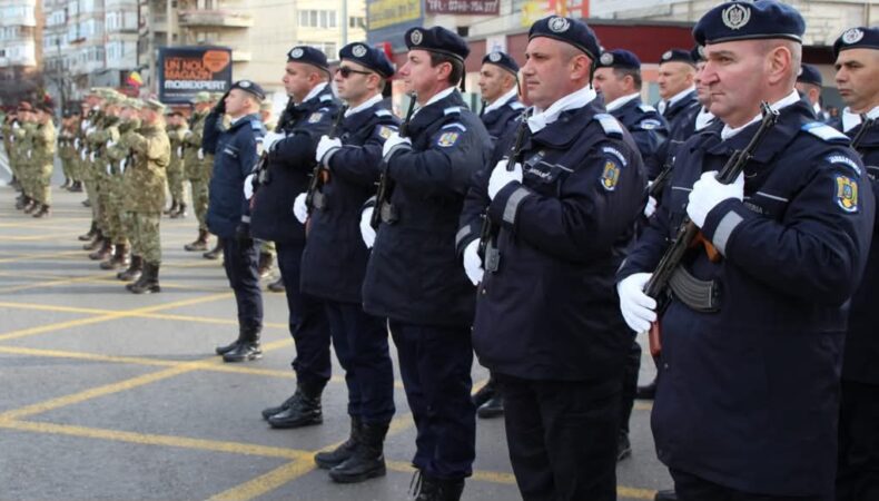 Jandarmii dâmbovițeni, în slujba memoriei eroilor neamului Jandarmii dâmbovițeni, în slujba memoriei eroilor neamului