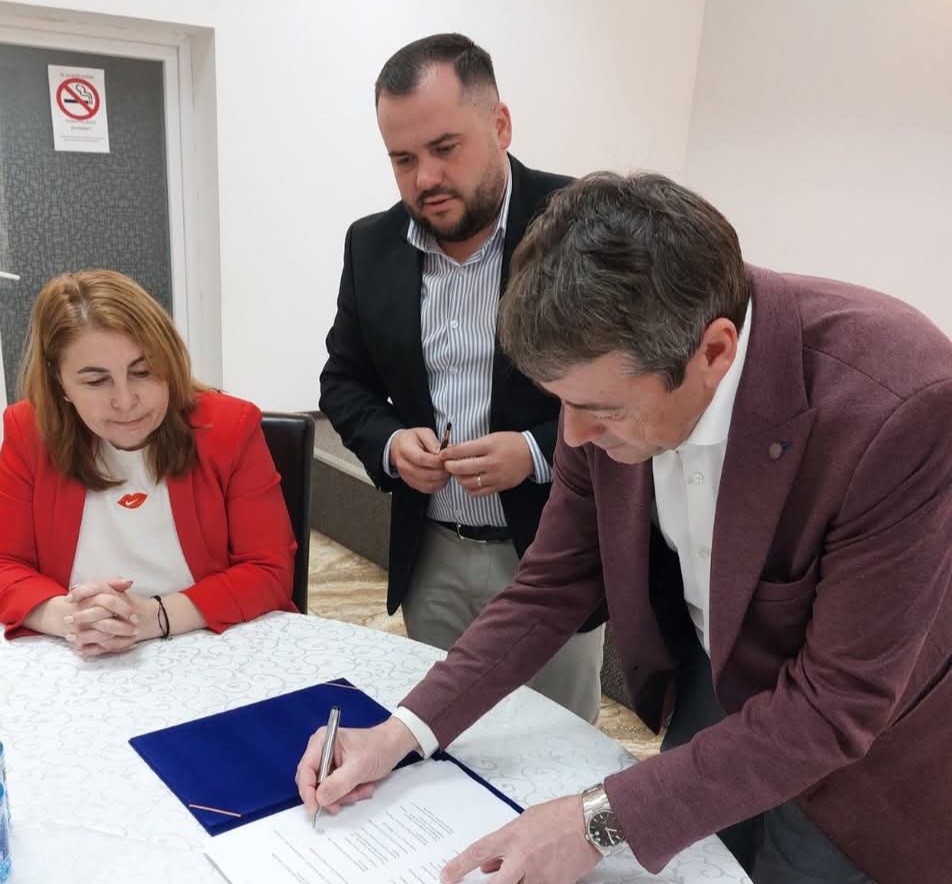 Mănăstirea Bunea revine în patrimoniul comunei Vulcana-Pandele