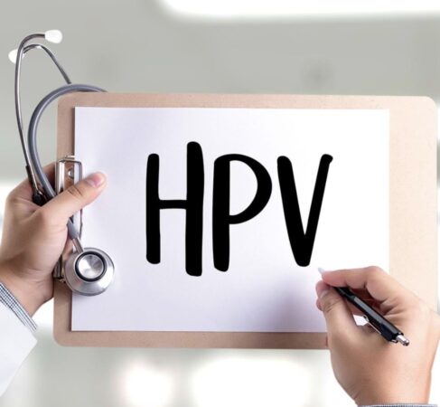 Parlamentul a aprobat extinderea vaccinării anti-HPV gratuită până la 26 de ani pentru fete și băieți Parlamentul a aprobat extinderea vaccinării anti-HPV gratuită până la 26 de ani pentru fete și băieți
