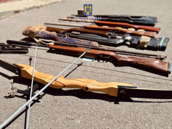 Percheziții în Dâmbovița într-un dosar de  contrabandă cu arme 