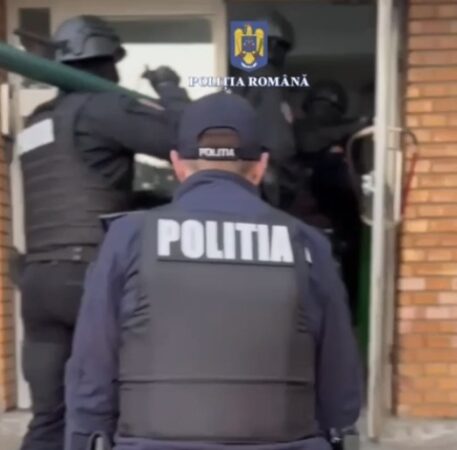 Percheziții la Târgoviște: Doi bărbați arestați preventiv după ce au agresat un alt bărbat