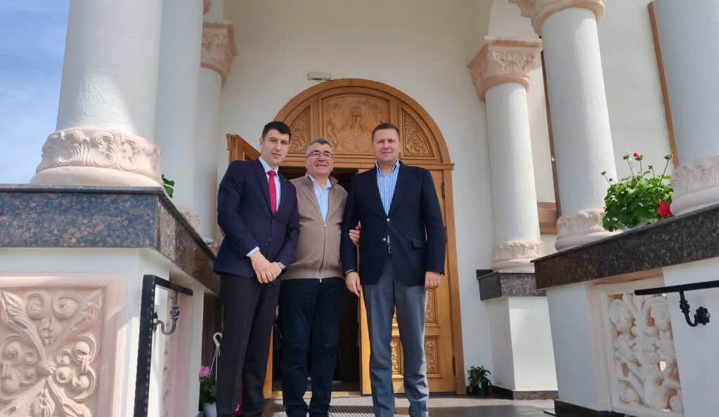 Președintele CJ Dâmbovița, Corneliu Ștefan, a fost alături de comunitatea din Odobești de Hramul Bisericii