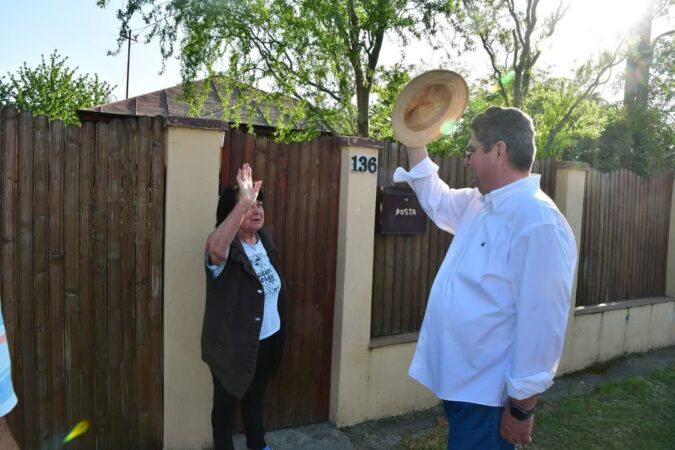 Primarul Marius Caravețeanu: Reset pentru clasa politică! Cetățenii au vorbit și trebuie să fie ascultați Primarul Marius Caravețeanu: Reset pentru clasa politică! Cetățenii au vorbit și trebuie să fie ascultați