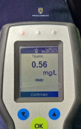Șoferi periculoși trași pe dreapta în Dâmbovița: Alcool la volan și mașini neînmatriculate Șoferi periculoși trași pe dreapta în Dâmbovița: Alcool la volan și mașini neînmatriculate