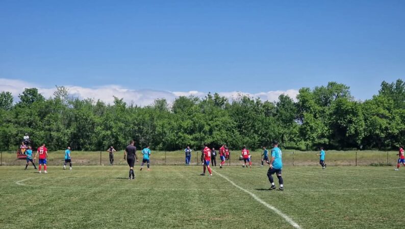 Vlădeni defilează spre Liga 4, Raciu visează la baraj, iar în subsol se aprinde lupta pentru salvare Vlădeni defilează spre Liga 4, Raciu visează la baraj, iar în subsol se aprinde lupta pentru salvare