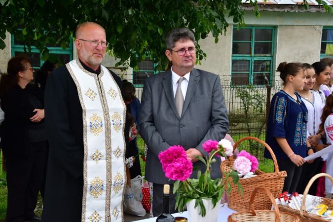 Ziua Eroilor, marcată cu recunoștință la Monumentul Eroilor din Ghimpați