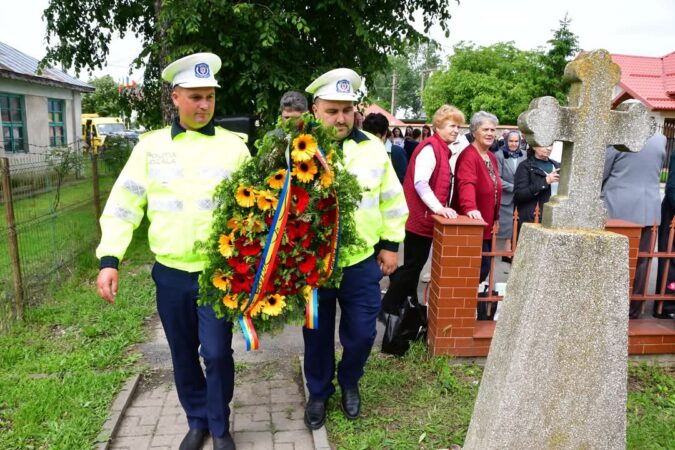 Ziua Eroilor, marcată cu recunoștință la Monumentul Eroilor din Ghimpați