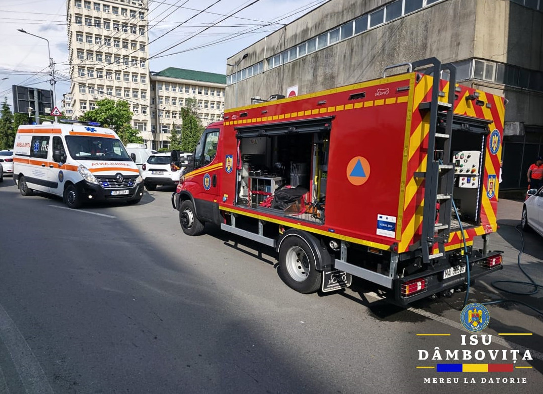 Alertă în centrul Târgoviște: Degajări de fum la un operator economic, intervenție rapidă a pompierilor