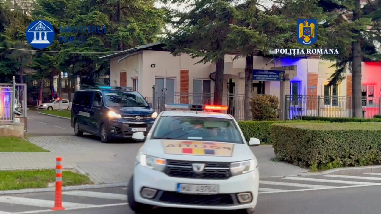 Arsenal de arme descoperit la Răcari