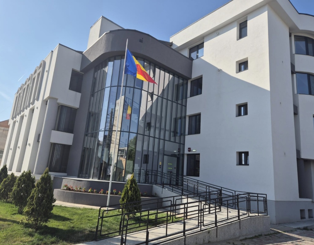 Casa de Pensii Dâmbovița revine de astăzi în noul sediul modernizat de pe strada Tudor Vladimirescu