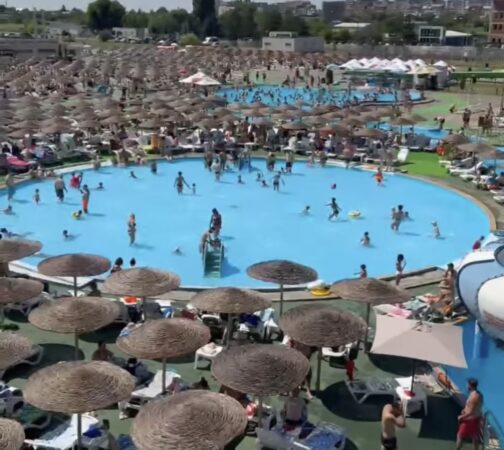 Complexul Turistic de Natație din Târgoviște – „Litoralul de acasă” care bate recorduri de popularitate în regiune Complexul Turistic de Natație din Târgoviște – „Litoralul de acasă” care bate recorduri de popularitate în regiune