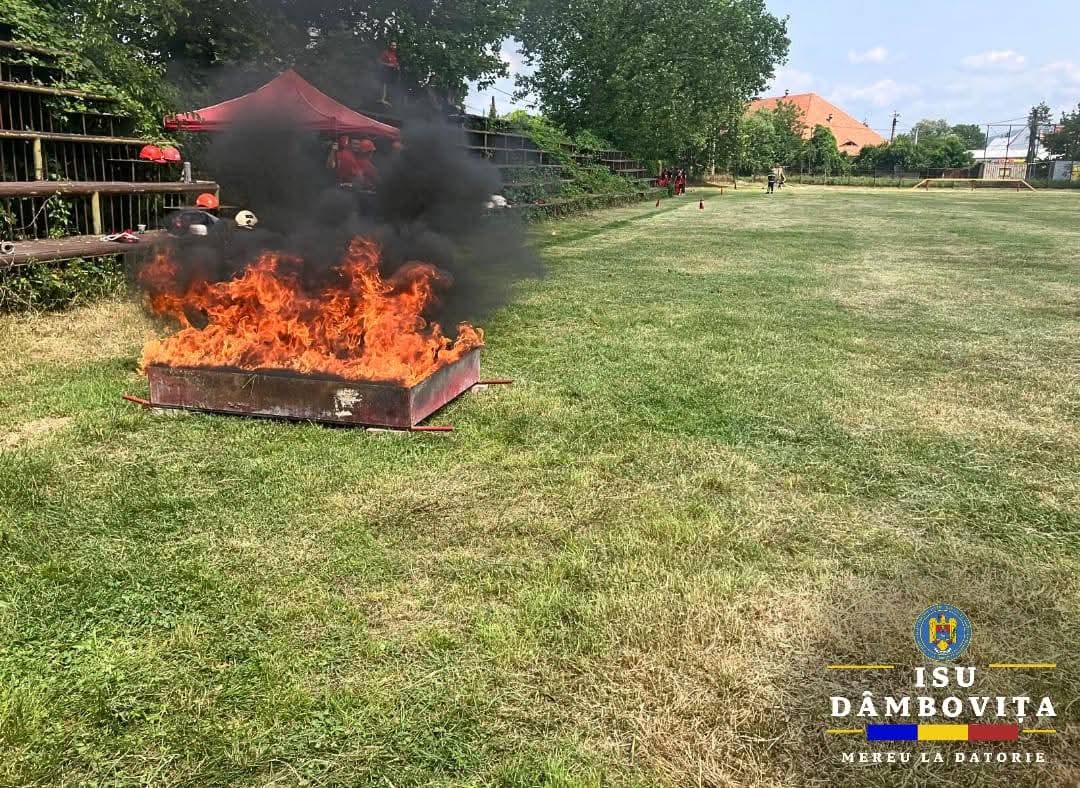 Concursul salvatorilor din Dâmbovița: Cei mai buni s-au calificat la etapa interjudețeană