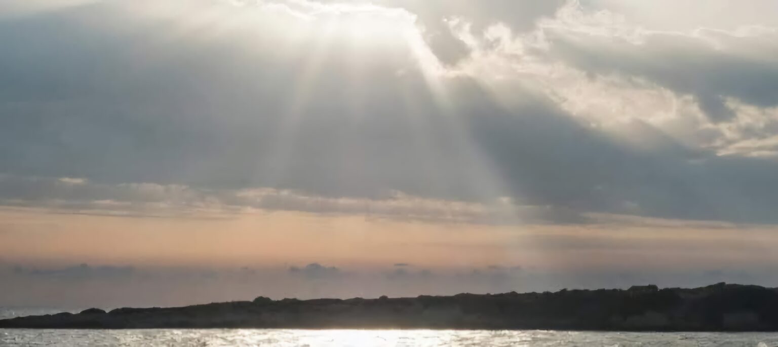 Furtună geomagnetică resimțită în România: Semnalele invizibile care ne influențează corpul și mintea Furtună geomagnetică resimțită în România: Semnalele invizibile care ne influențează corpul și mintea