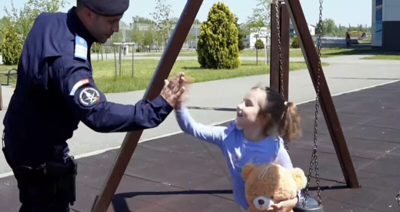 Jandarmeria Dâmbovița: Tu îți veghezi copilul. Noi veghem comunitatea!