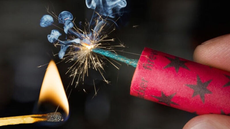 Legea petardelor a fost promulgată: Se termină haosul din sezonul artificiilor! Legea petardelor a fost promulgată: Se termină haosul din sezonul artificiilor!