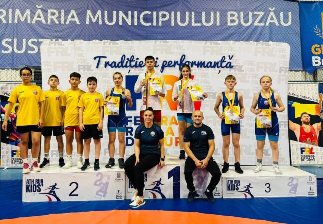 Luptătorii de la CSȘ Târgoviște, în top la Campionatul Național U13: Două titluri de campion și cinci medalii Luptătorii de la CSȘ Târgoviște, în top la Campionatul Național U13: Două titluri de campion și cinci medalii