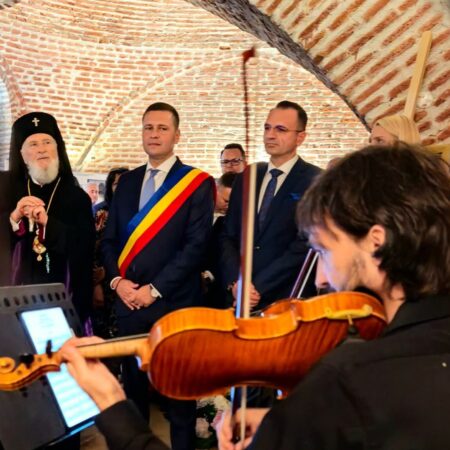 Președintele CJ Dâmbovița, Corneliu Ștefan, i-a acordat titlul de Cetățean de Onoare tenorului Florian Dan Georgescu