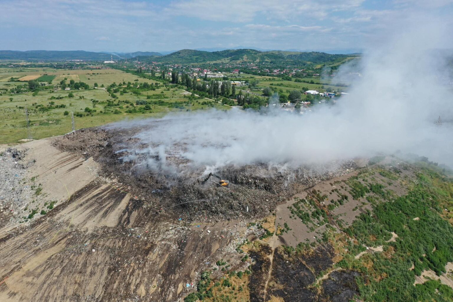 Președintele CJ Dâmbovița, Corneliu Ștefan: Vom rezolva cât mai rapid situația incendiului de la Aninoasa Președintele CJ Dâmbovița, Corneliu Ștefan: Vom rezolva cât mai rapid situația incendiului de la Aninoasa