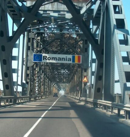 Restricții de circulație pe Podul Prieteniei Giurgiu – Ruse, începând din 26 iunie Restricții de circulație pe Podul Prieteniei Giurgiu – Ruse, începând din 26 iunie