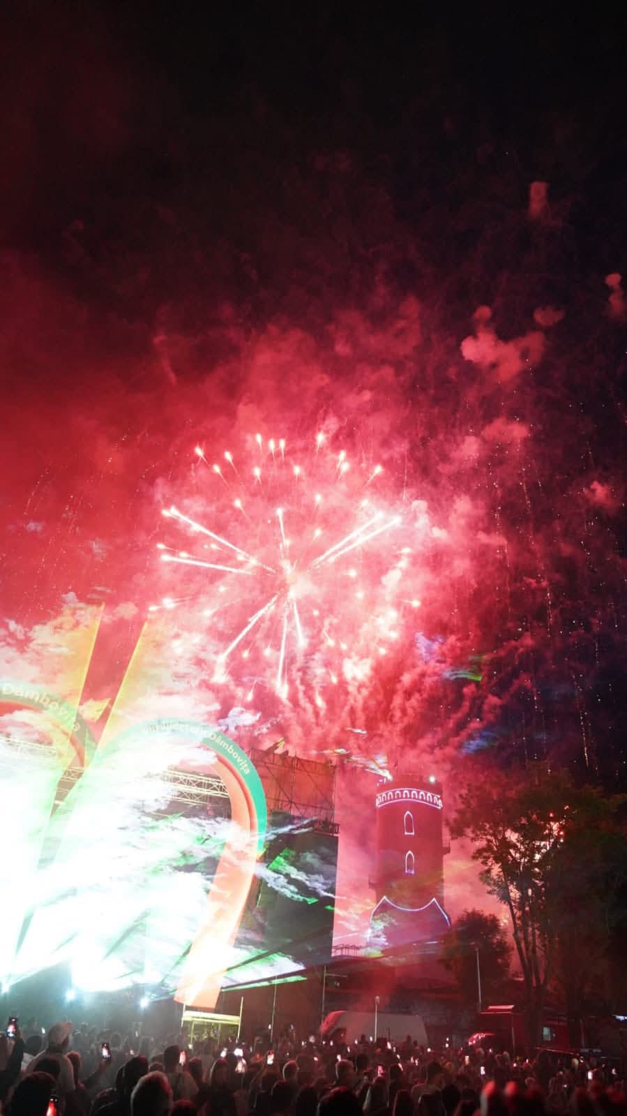 Show exploziv de lasere și artificii la Zilele Județului Dâmbovița