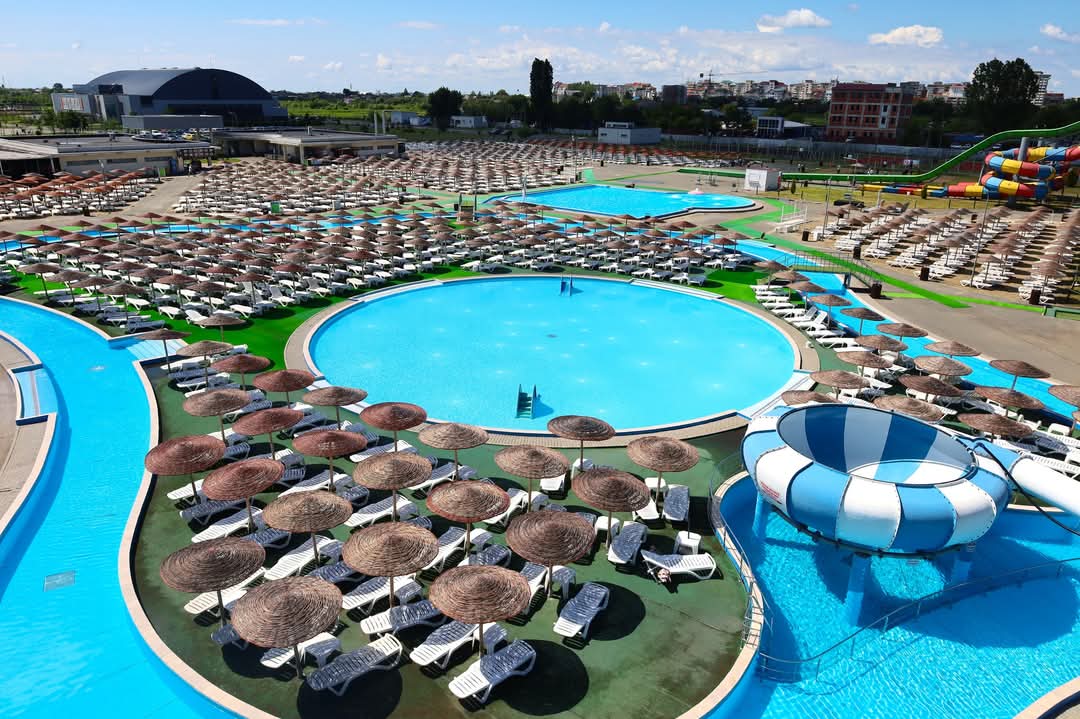 Ștrandul de la Complexul Turistic de Natație își redeschide porțile!