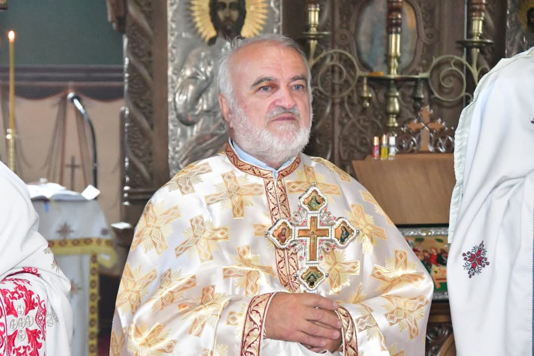 Zi de sărbătoare și comuniune la Ghergani, de Hramul Sfintei Treimi