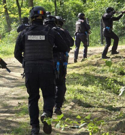 Atenție, viitori jandarmi! A început cursa pentru 75 de locuri Atenție, viitori jandarmi! A început cursa pentru 75 de locuri