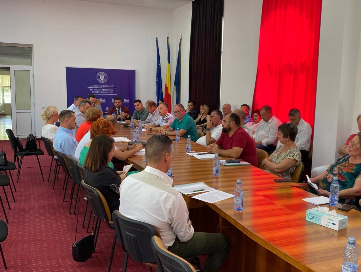 Acțiune, nu vorbe! Instituțiile județene , somate să iasă din birouri și să ajungă în mijlocul oamenilor