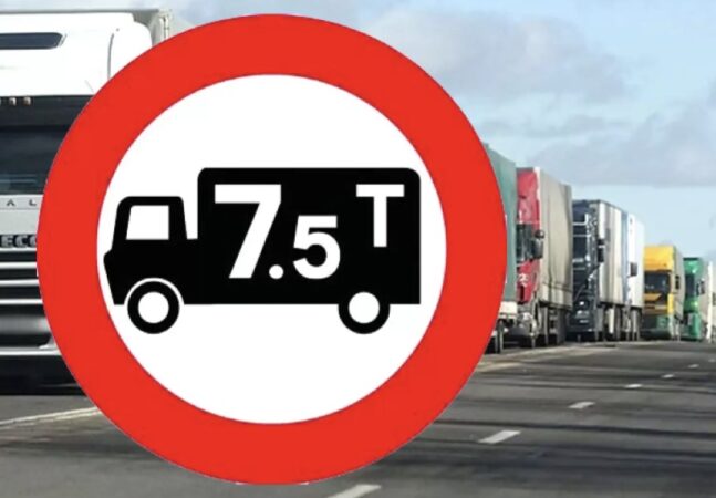 Circulație restricționată pentru vehiculele grele din cauza caniculei 