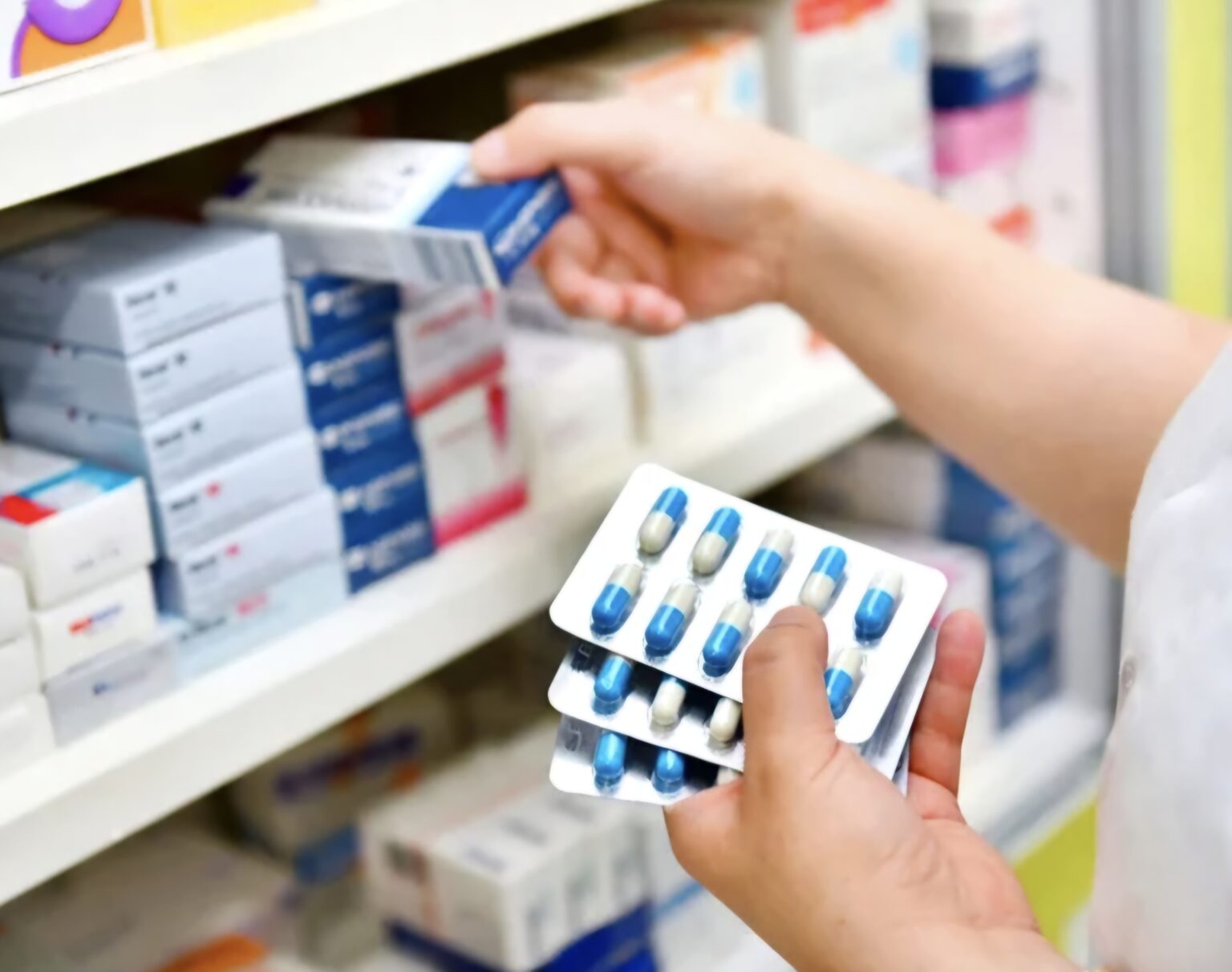 Farmaciile sunt la un pas să rămână fără medicamente compensate din cauza întârzierilor la plată