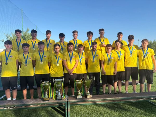 Fotbalul dâmbovițean face pasul spre performanță: Se organizează pentru prima dată Campionatul Județean U17 Fotbalul dâmbovițean face pasul spre performanță: Se organizează pentru prima dată Campionatul Județean U17