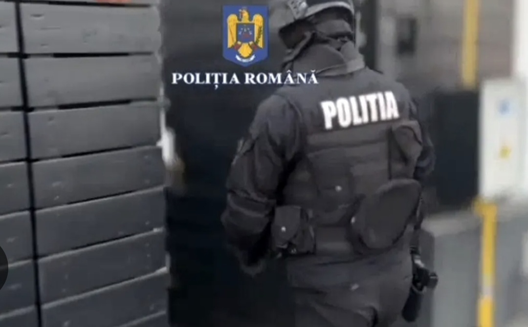 Percheziții la casa viceprimarului din Vlădeni, într-un dosar de proxenetism: Fiul reținut pentru 24 de