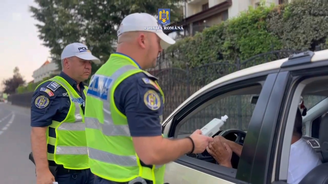 Poliția Dâmbovița a dat peste 300 de amenzi și a scos din trafic zeci de pericole pe patru roți în doar 8 ore