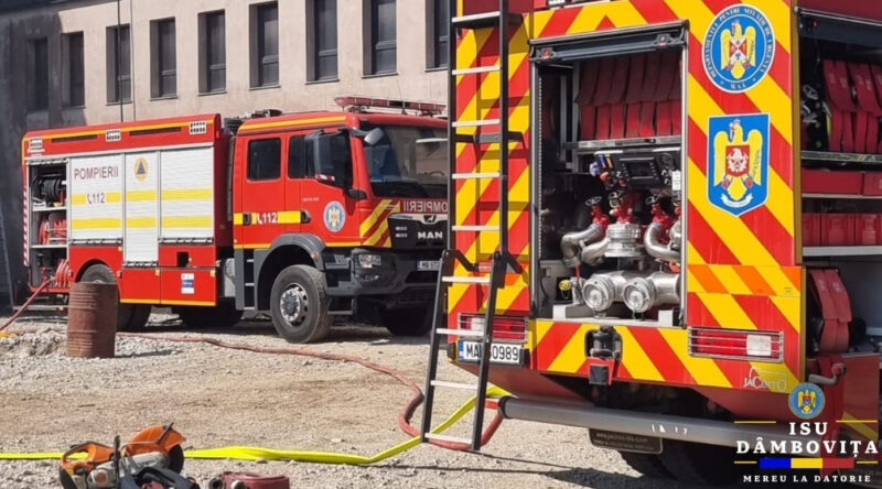 Alertă de grad zero: Incendiu la o hală industrială din Târgoviște,  pompierii au intervenit rapid
