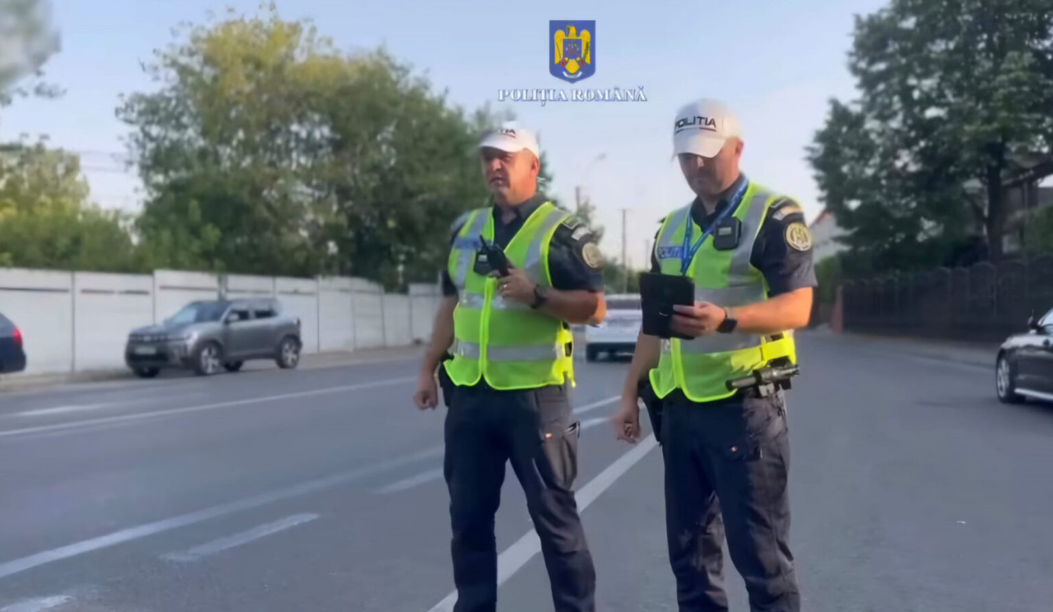 Amenzi și permise reținute pe bandă rulantă: polițiștii dâmbovițeni intensifică controalele Amenzi și permise reținute pe bandă rulantă: polițiștii dâmbovițeni intensifică controalele