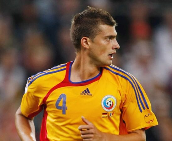 Gabriel Tamaș face senzație în Liga 4 Dâmbovița, se alătură echipei Roberto Ziduri Gabriel Tamaș face senzație în Liga 4 Dâmbovița, se alătură echipei Roberto Ziduri