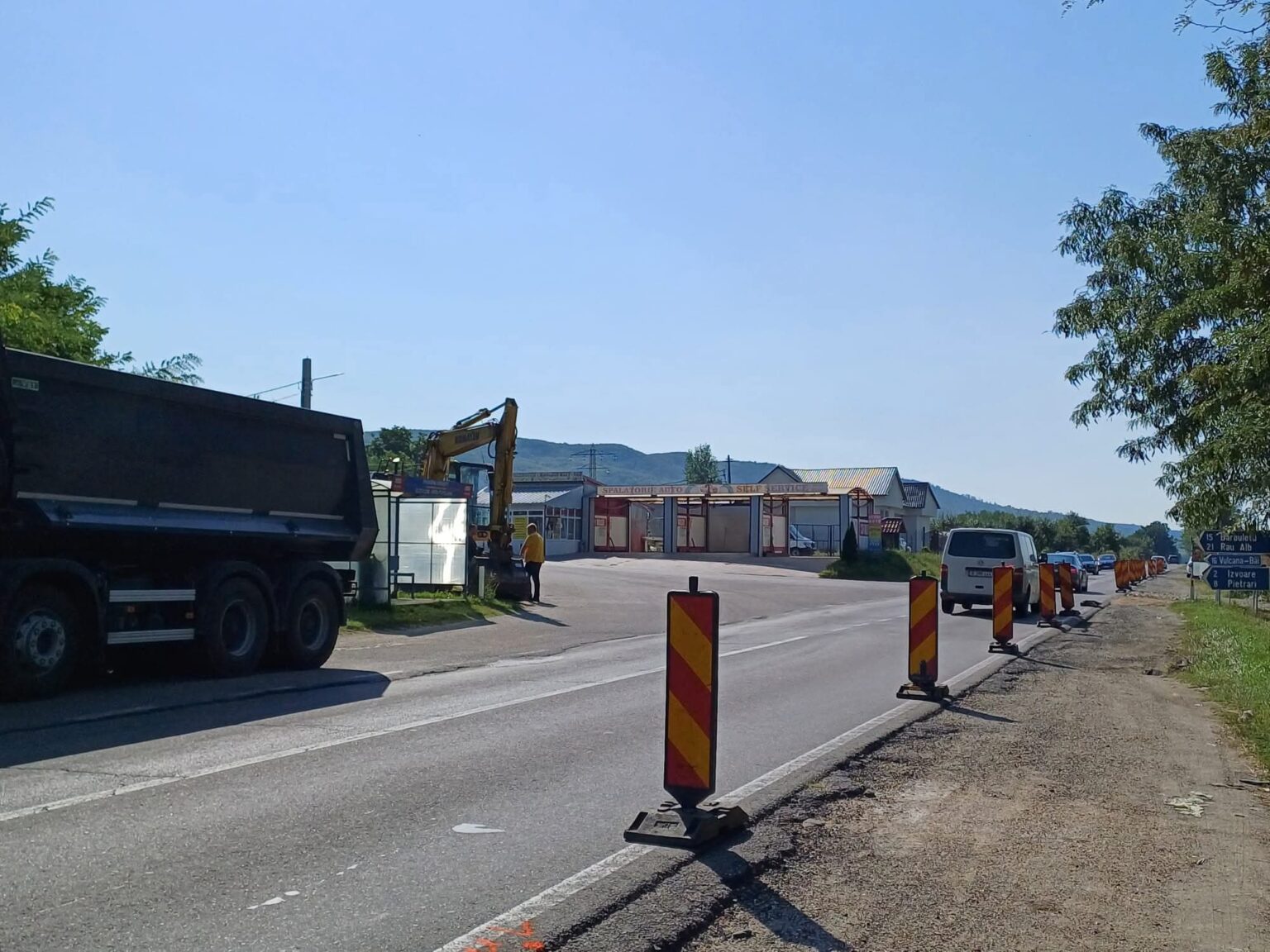 Lucrări pentru siguranța rutieră pe DN72A, în Voinești