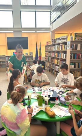 Povești în mișcare – Școala de vară Stop Motion la Biblioteca Județeană Dâmbovița Povești în mișcare – Școala de vară Stop Motion la Biblioteca Județeană Dâmbovița